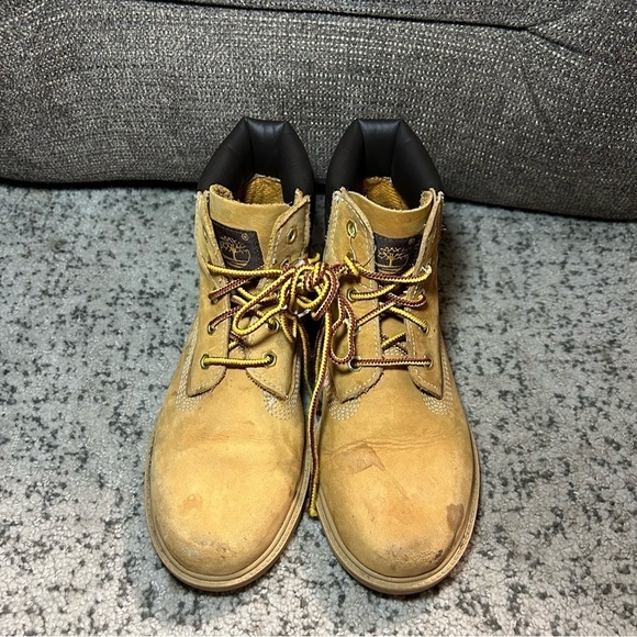 Timberland Classic 6” Waterproof Brown Boots Size 2 - Picture 4 of 10